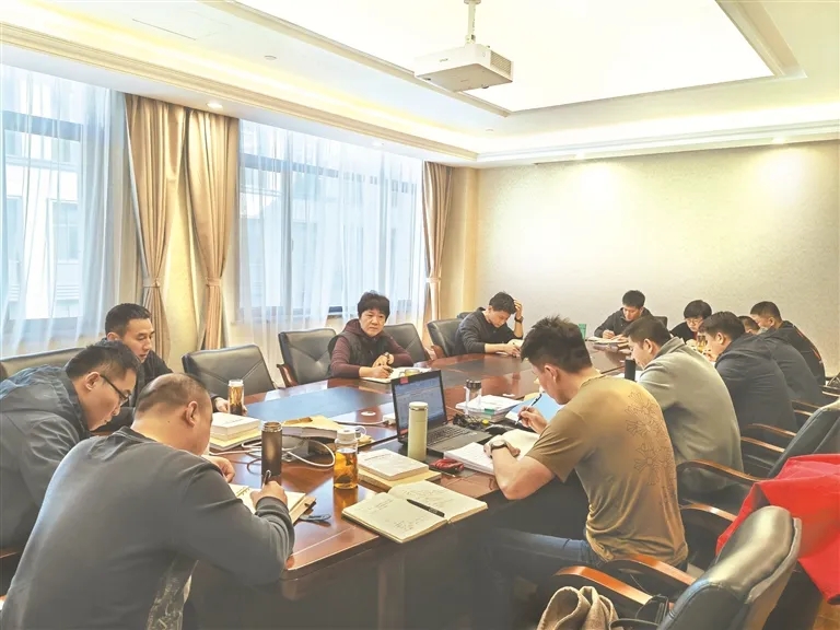 3_1718588585679168702.jpg 640.webp (27).jpg